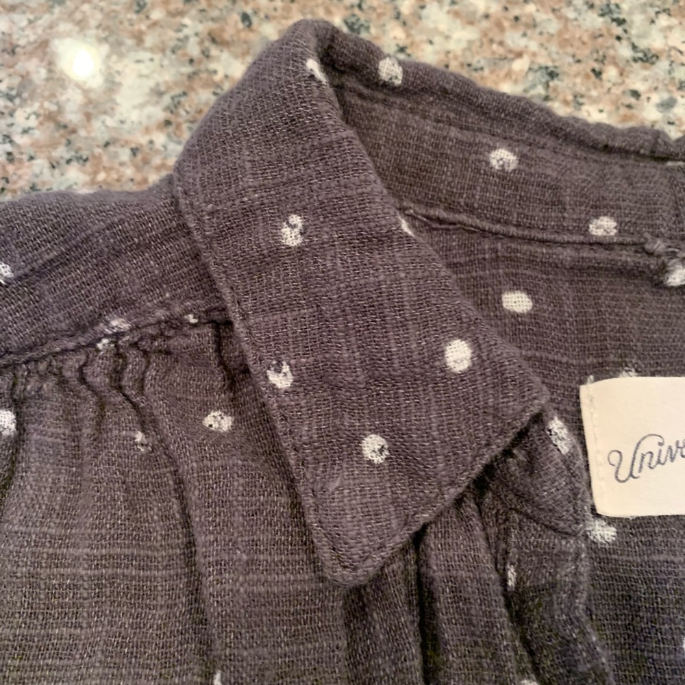 Collard Button Up - Picture 3 of 3